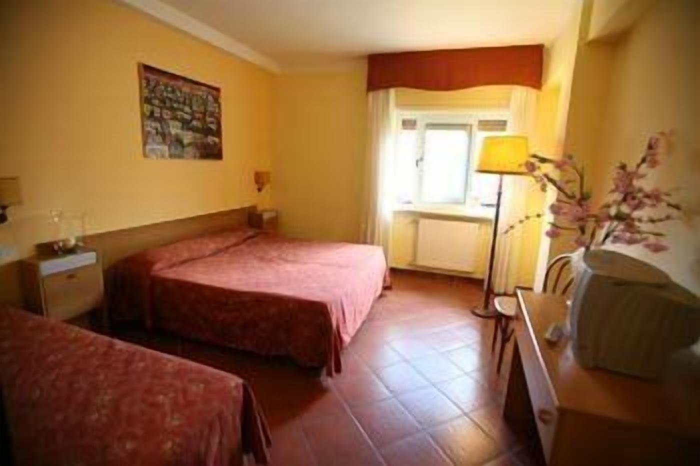 Hotel Tempio Di Apollo Ρώμη Εξωτερικό φωτογραφία
